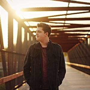 Meet your Posher, Adam